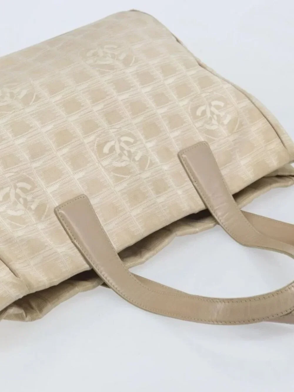 CHANEL New Travel Line Tote Bag Nylon Beige Gold CC Auth ti3788
